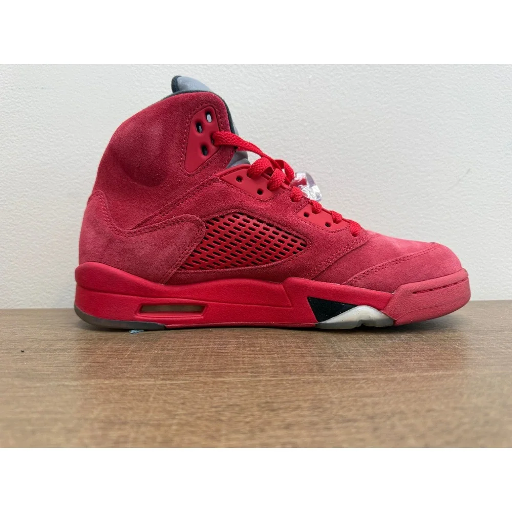 Air Jordan 5 V Retro Red Suede Size 9 136027-602 DS raging bull